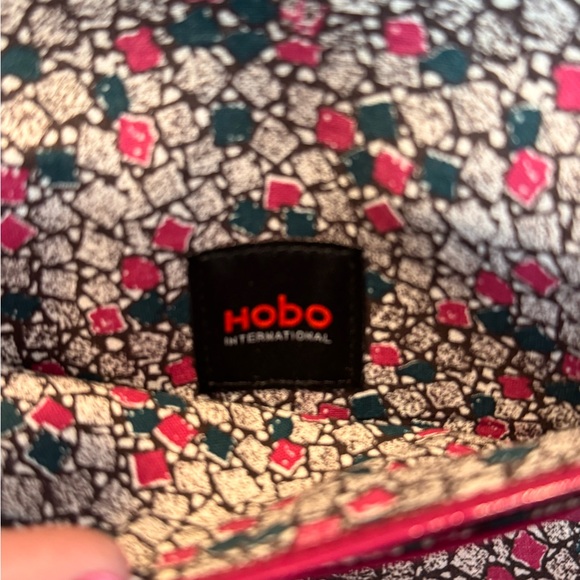 HOBO International Leather Wallet Pink Magenta Long TriFold - Picture 3 of 9